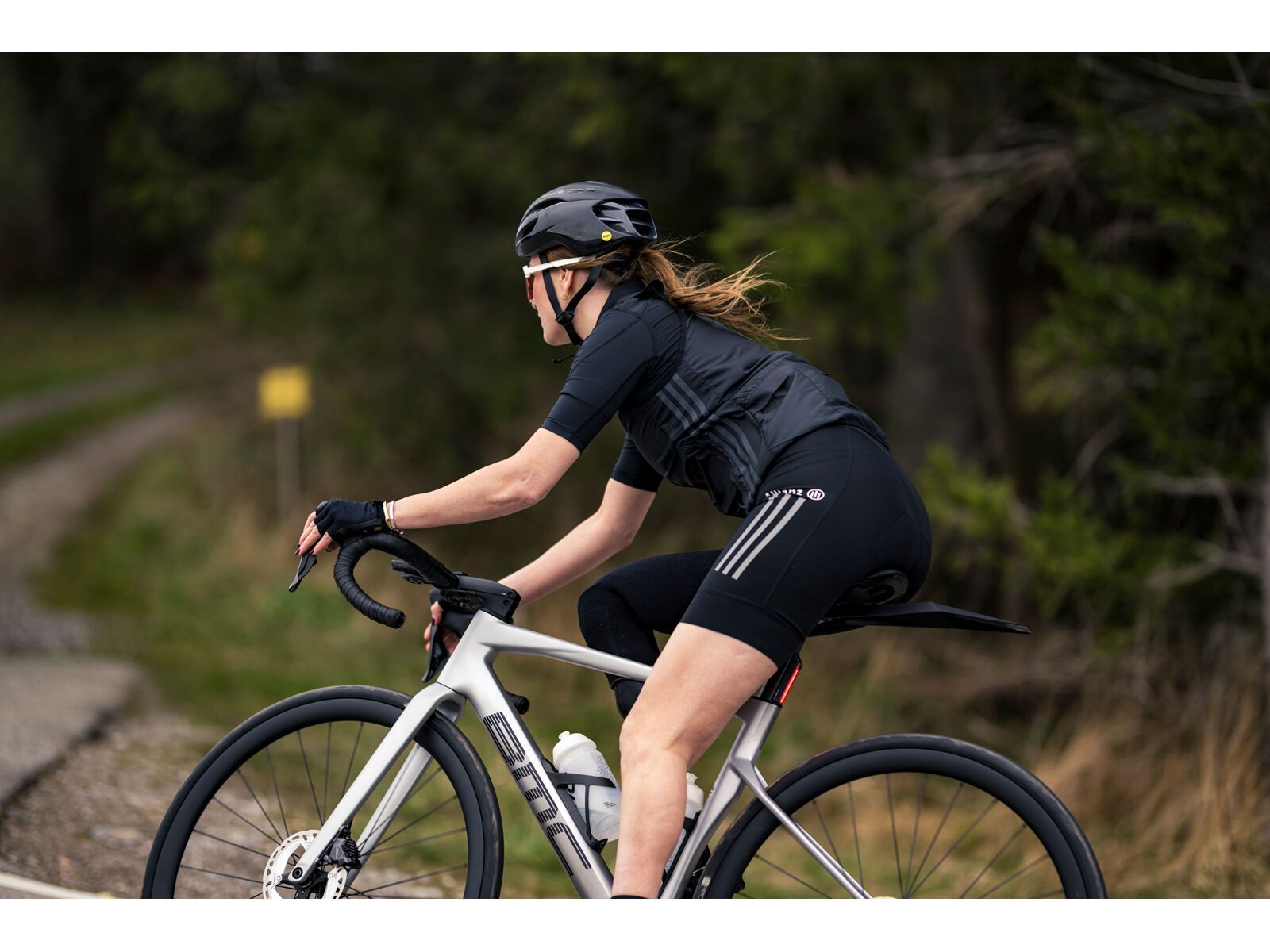 BMC Roadmachine 01 Four, pearl river/black - Bild 28