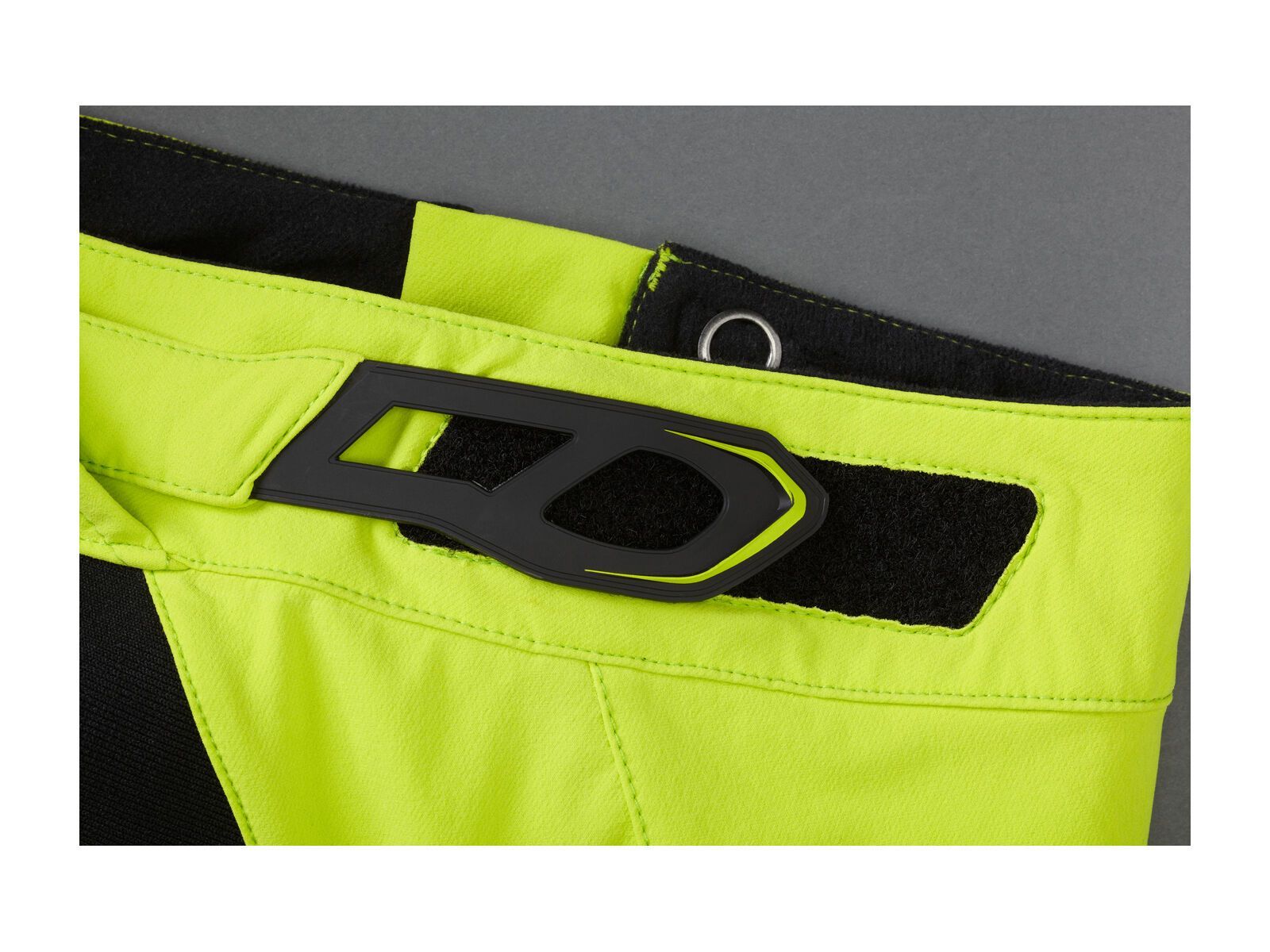 Specialized Demo Pro Shorts, hyper green - Bild 4