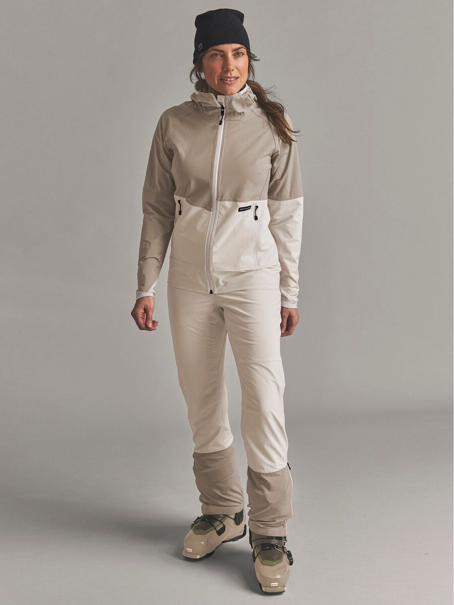 Ortovox Venet Softshell Hooded Jacket W, dark linen - Bild 3