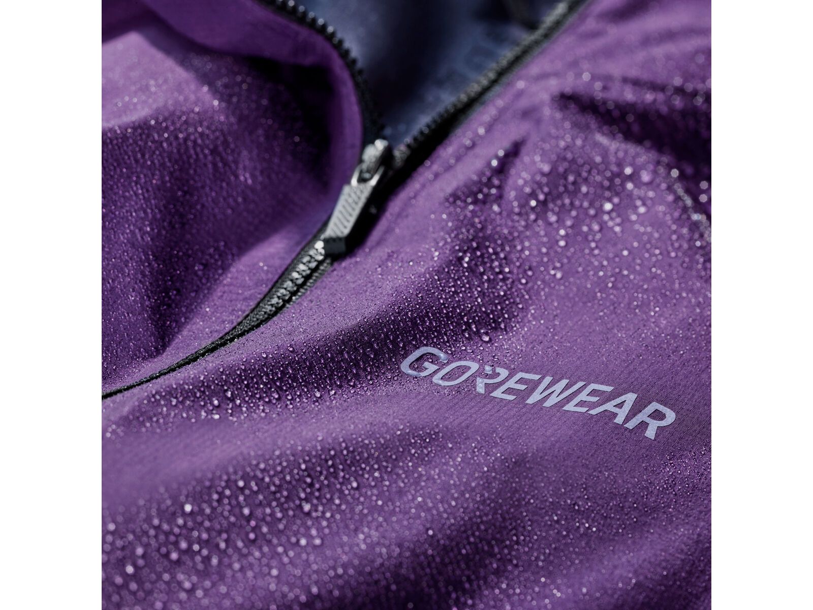 GOREWEAR Lupra 2.0 Gore-Tex Logo Kapuzenjacke Damen, purple indigo/amethyst frey - Bild 4