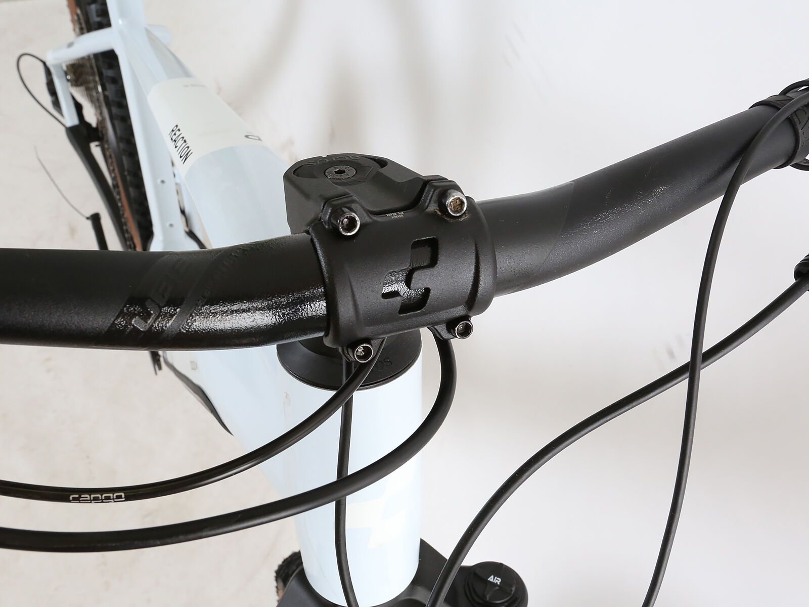 ***2. Wahl*** Cube Reaction Hybrid Pro 625 29 flashwhite´n´black - Bild 11