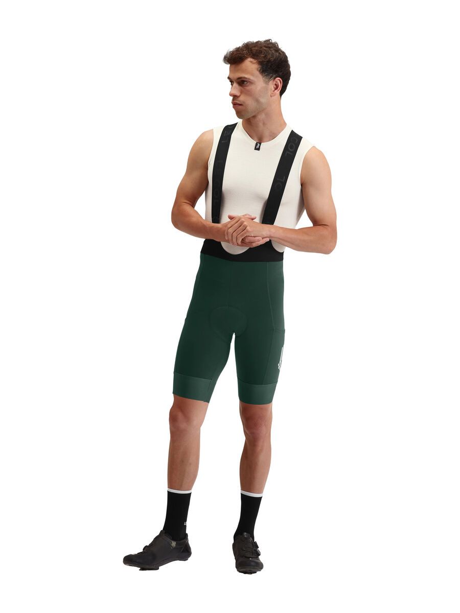 Le Col ARC Cargo Bib Shorts, forest green - Bild 6