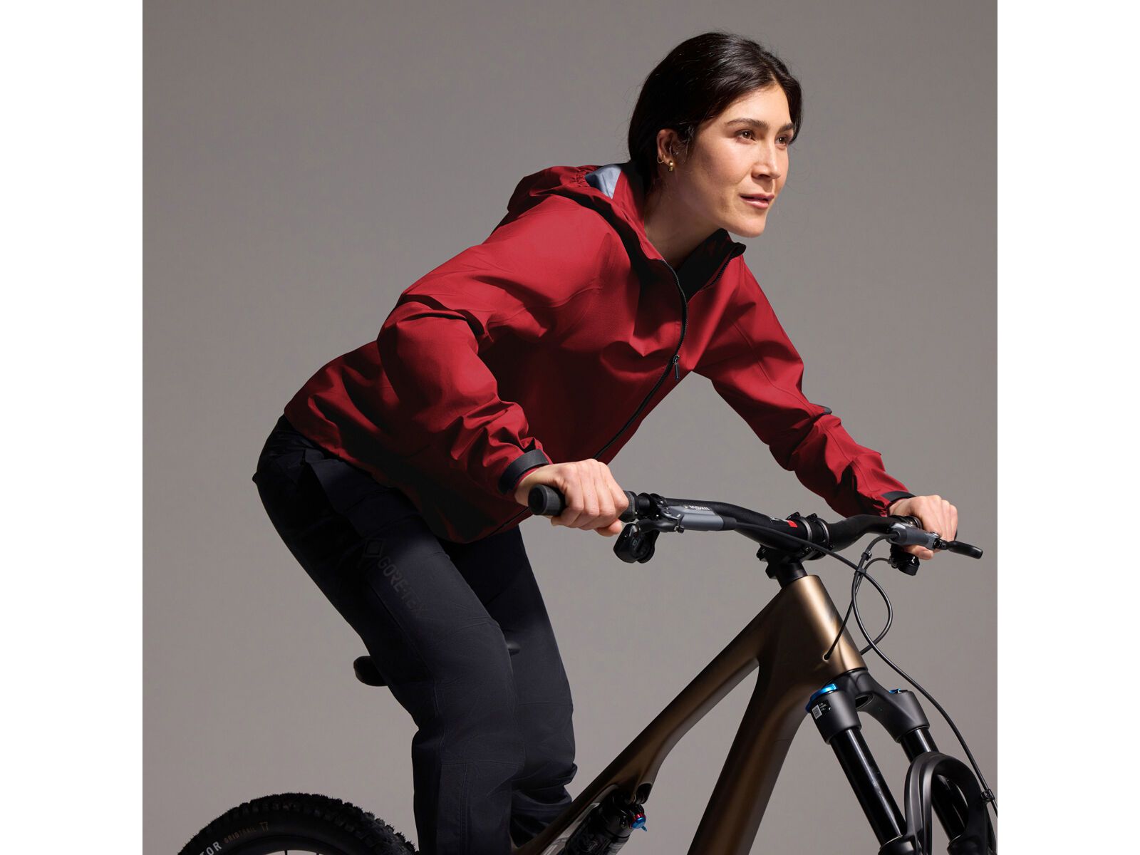 GOREWEAR Lupra 2.0 Gore-Tex Kapuzenjacke Damen, utility red - Bild 8