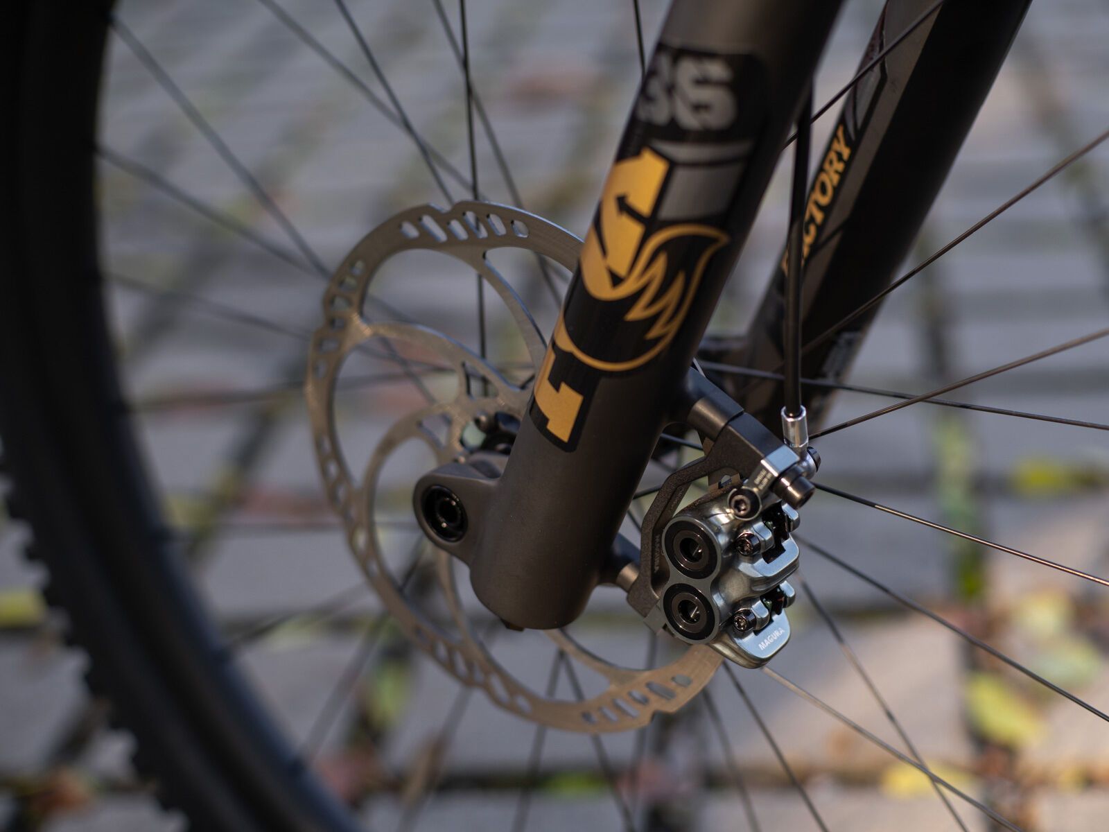 Amflow PL Carbon Pro - 800 Wh, cosmic black - Bild 14