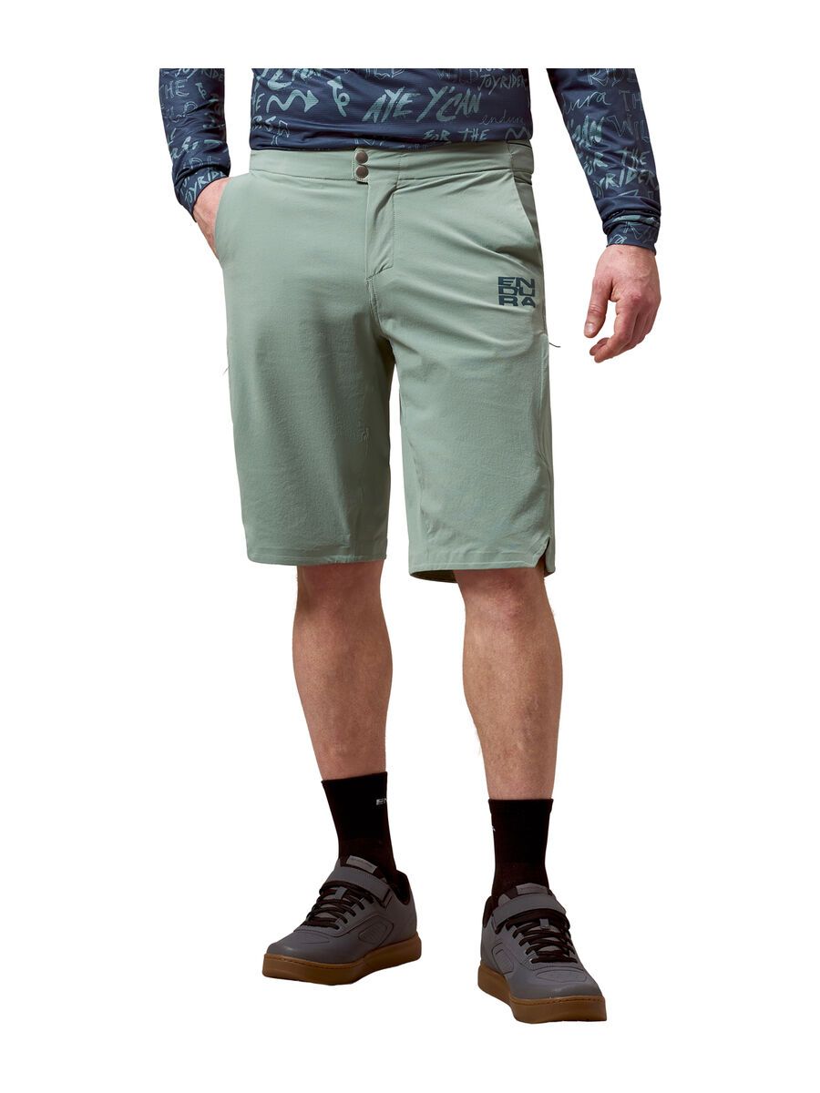 Endura AllTrack Ride Übershorts, sage green - Bild 3