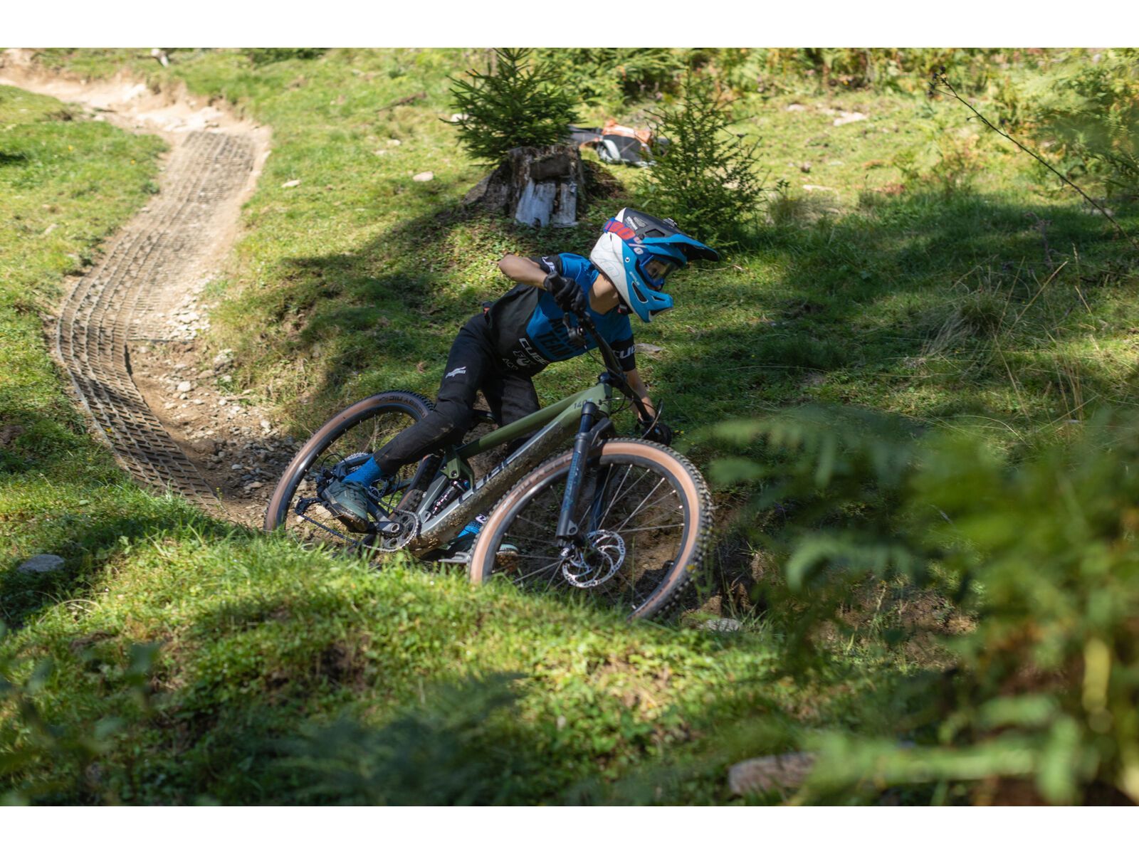 Cube Stereo 140 HPC Rookie, flashgrey´n´olive - Bild 9