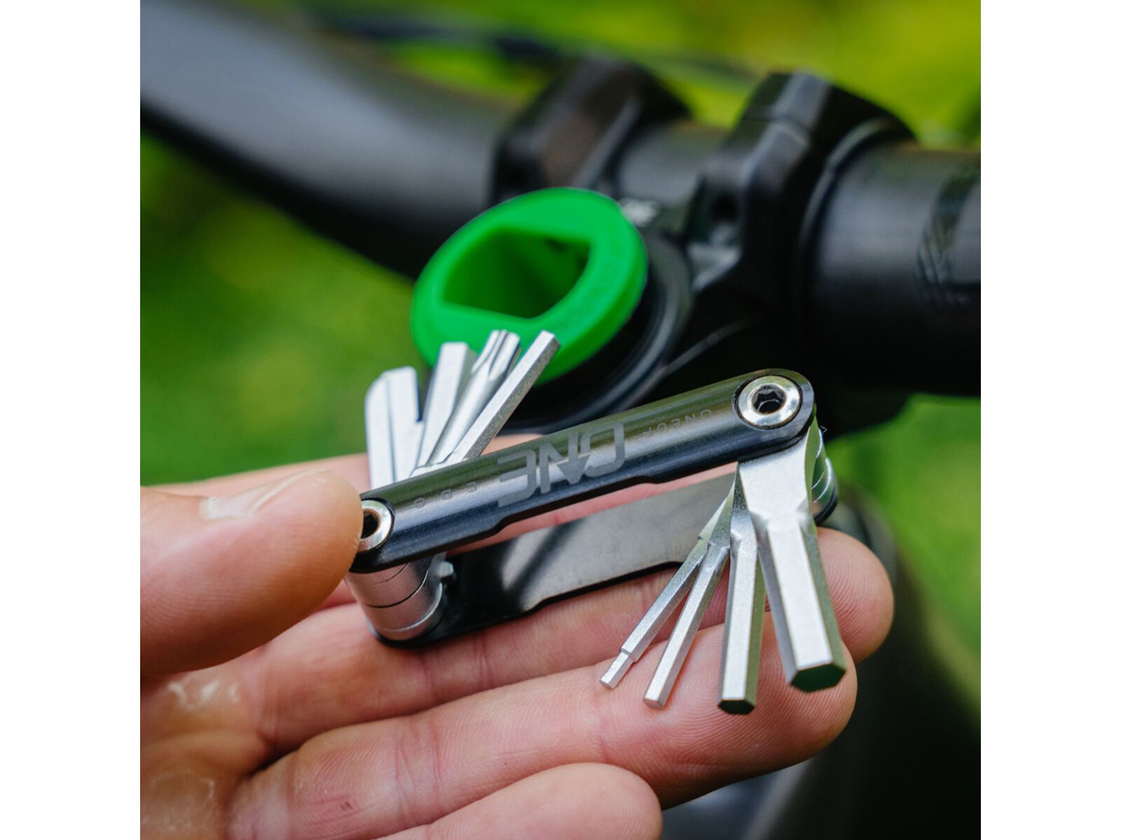 OneUp Components EDC Lite Tool, black - Bild 8