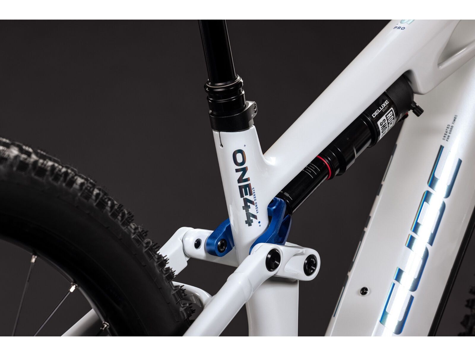 Cube Stereo Hybrid One44 HPC Pro 800 29, metallicwhite´n´blue - Bild 4