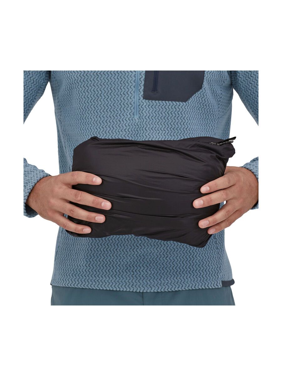 Patagonia Men's Fitz Roy Down Hoody, black w/black - Bild 8