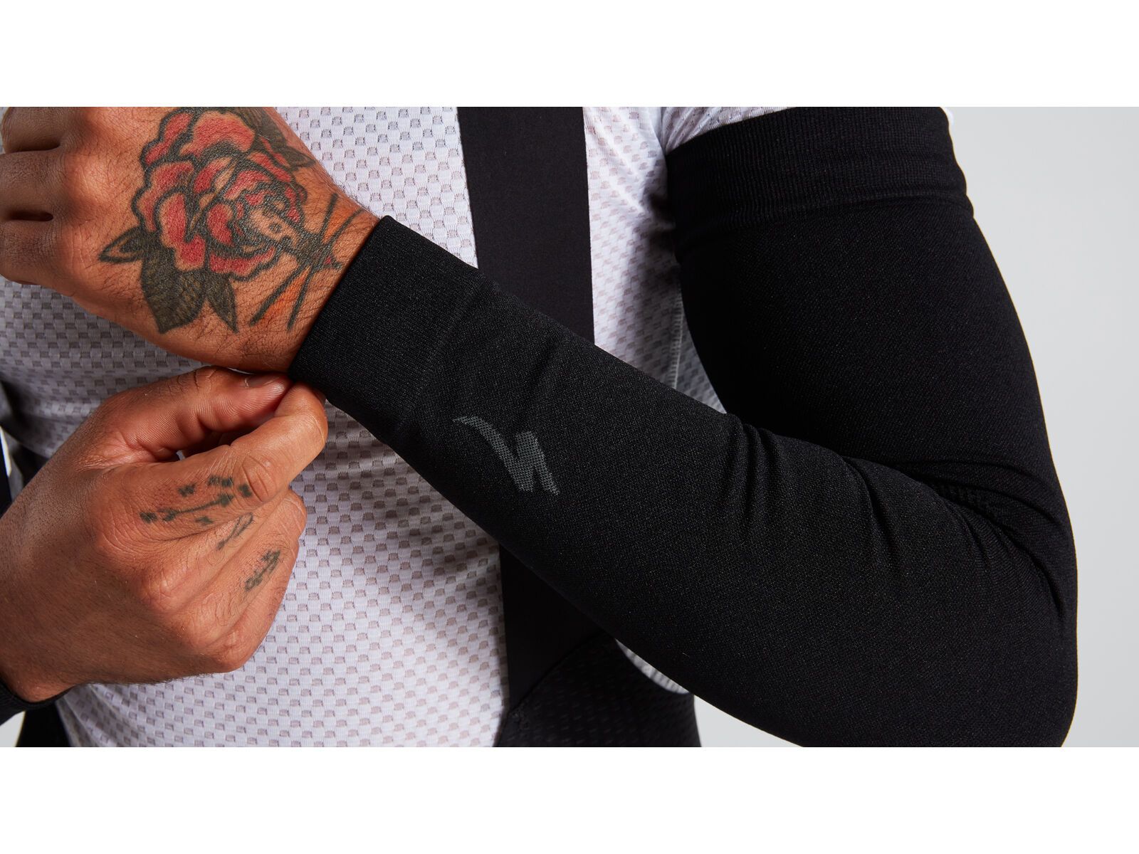 Specialized Seamless UV Arm Cover, black - Bild 4