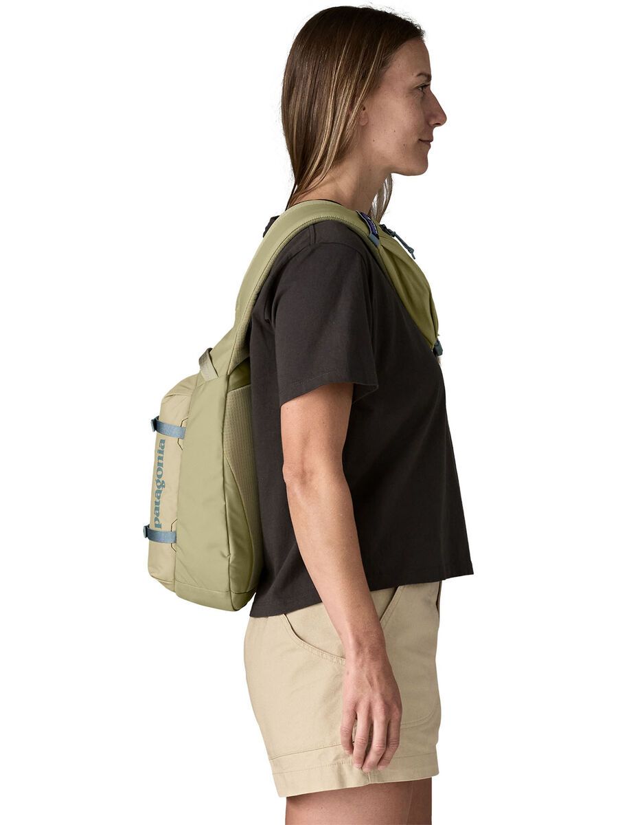 Patagonia Atom Sling 8L, gem green - Bild 4