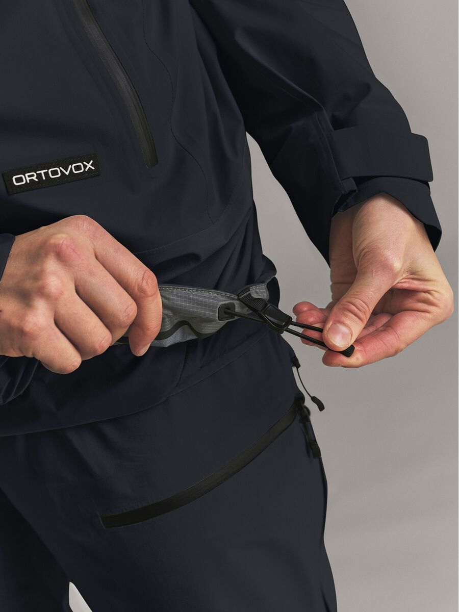 Ortovox Ortler Gore-Tex Jacket W, black raven - Bild 9