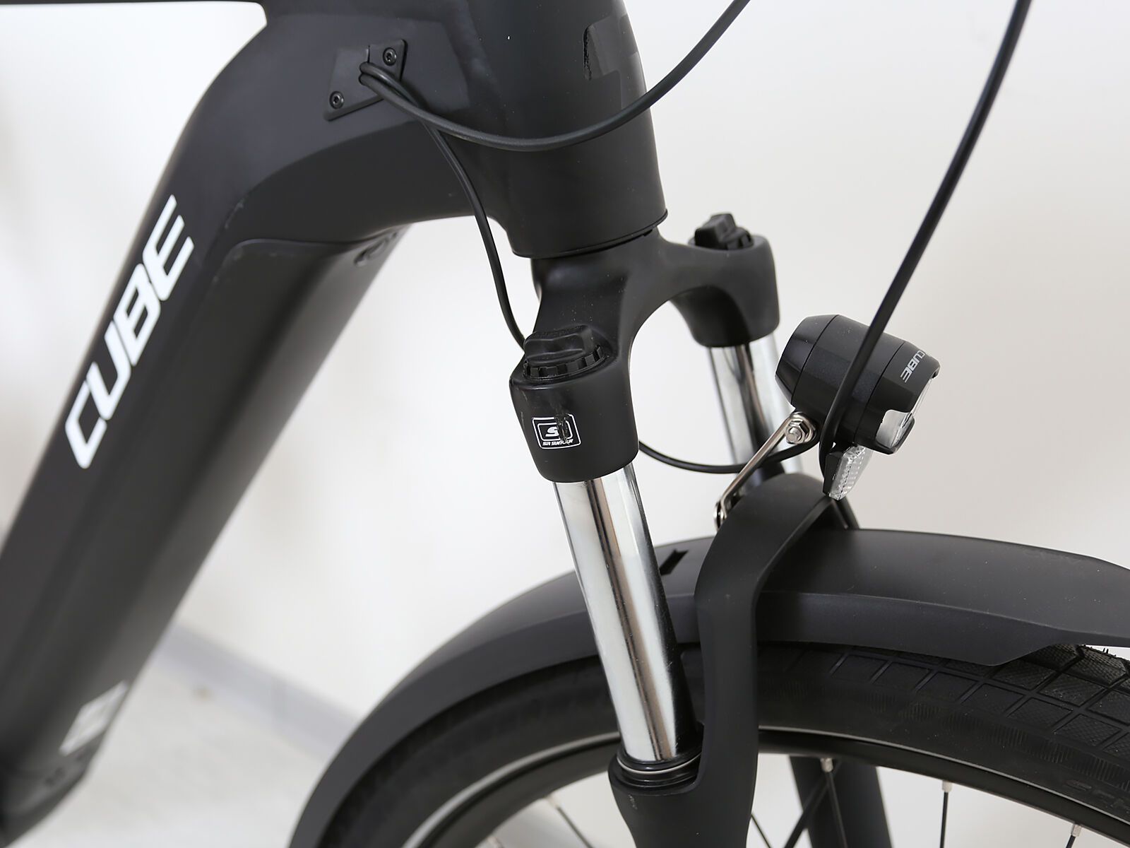 ***2. Wahl*** Cube Touring Hybrid Pro 500 black´n´white 2021 - Bild 9