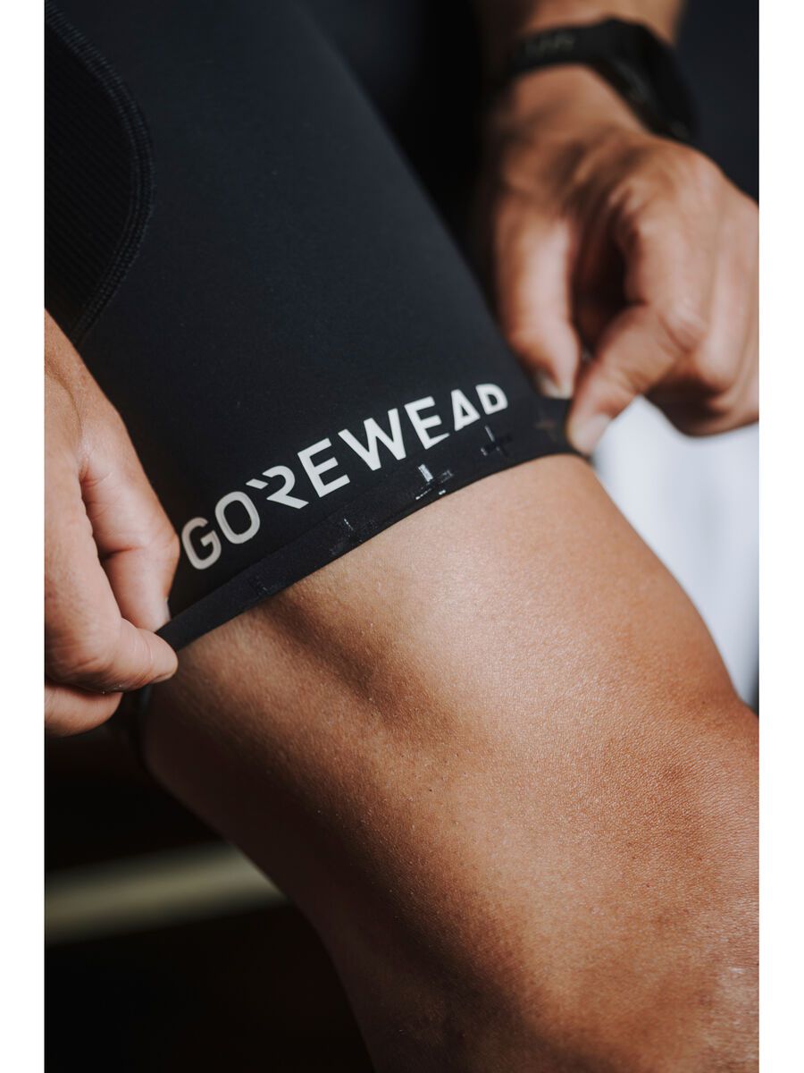 GOREWEAR Spinshift Cargo kurze Trägerhose+ Herren, black - Bild 13