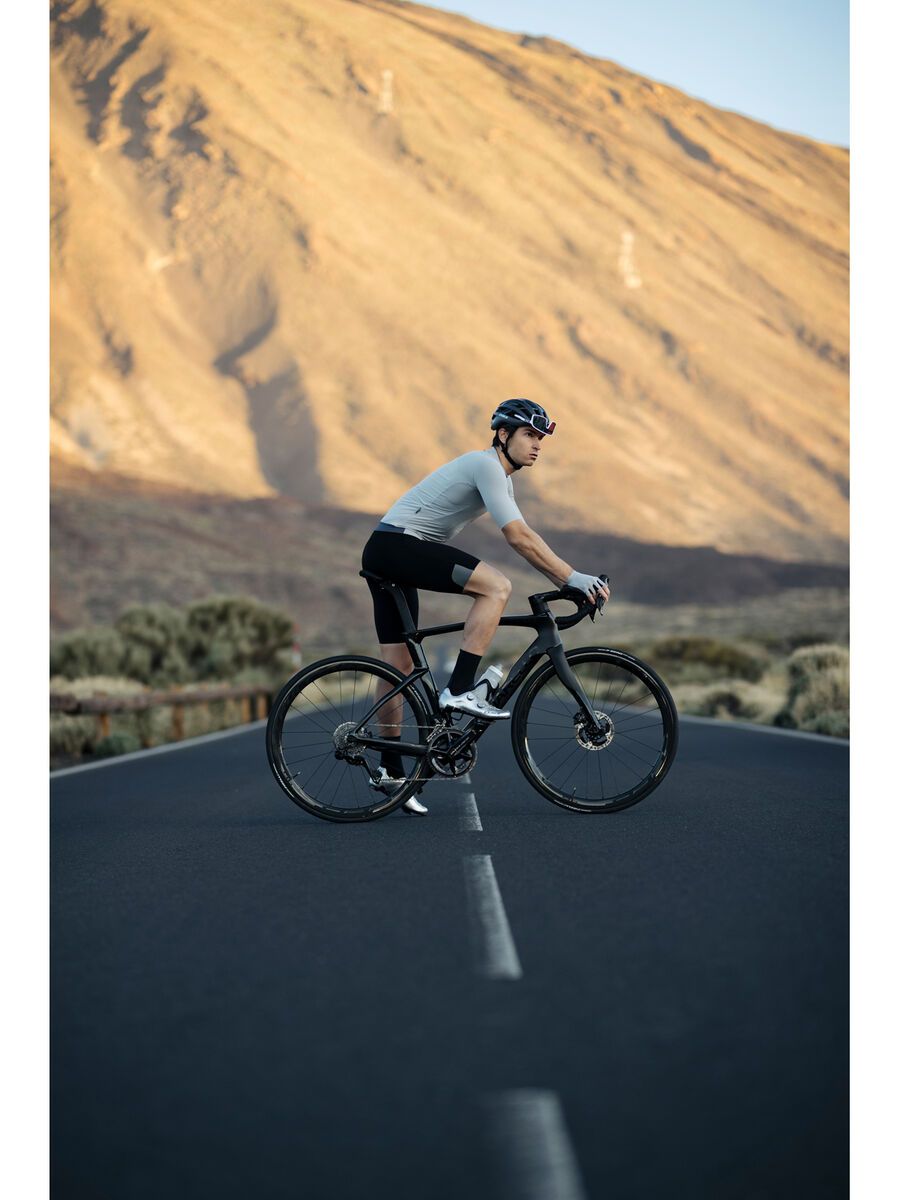 Q36.5 Unique Pro Bib Shorts, schwarz - Bild 16