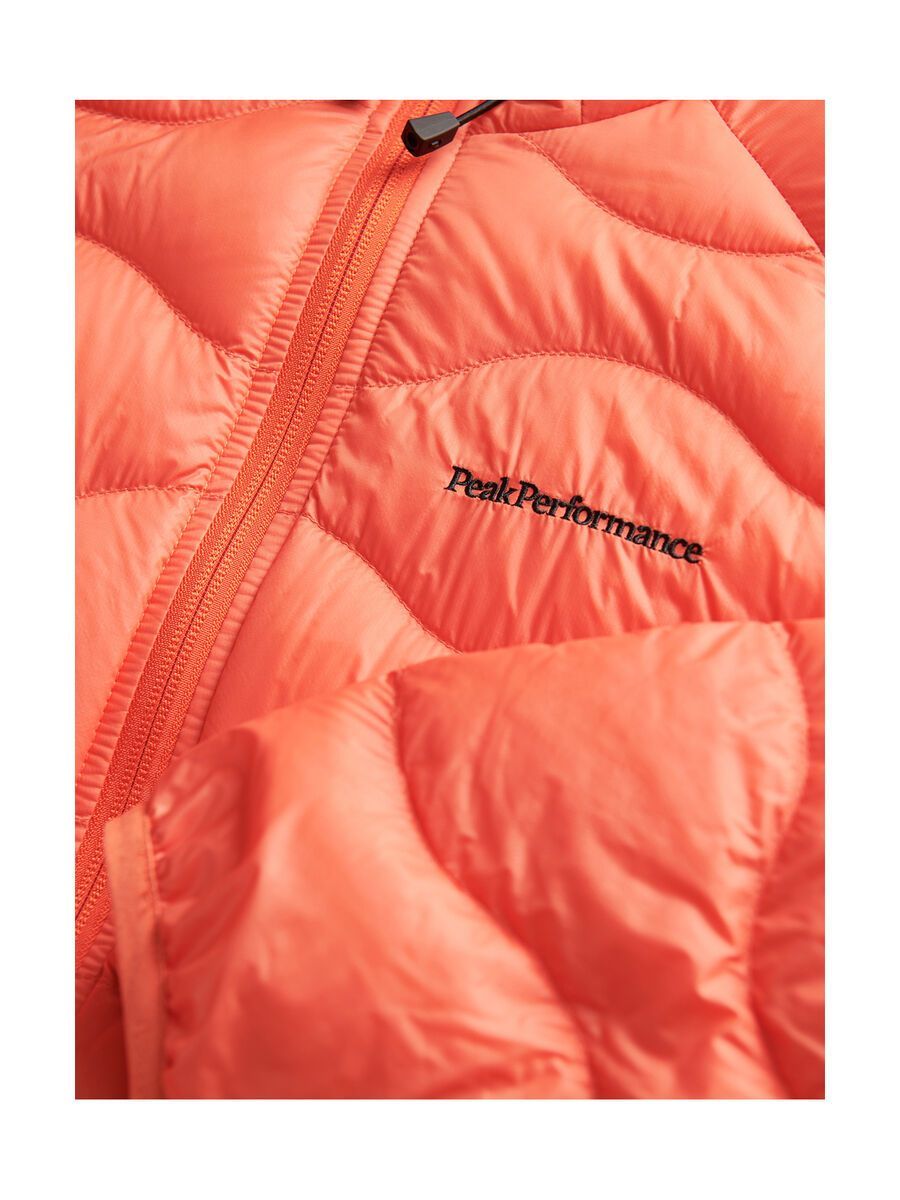 Peak Performance W Helium Hood Jacket, zeal orange - Bild 4
