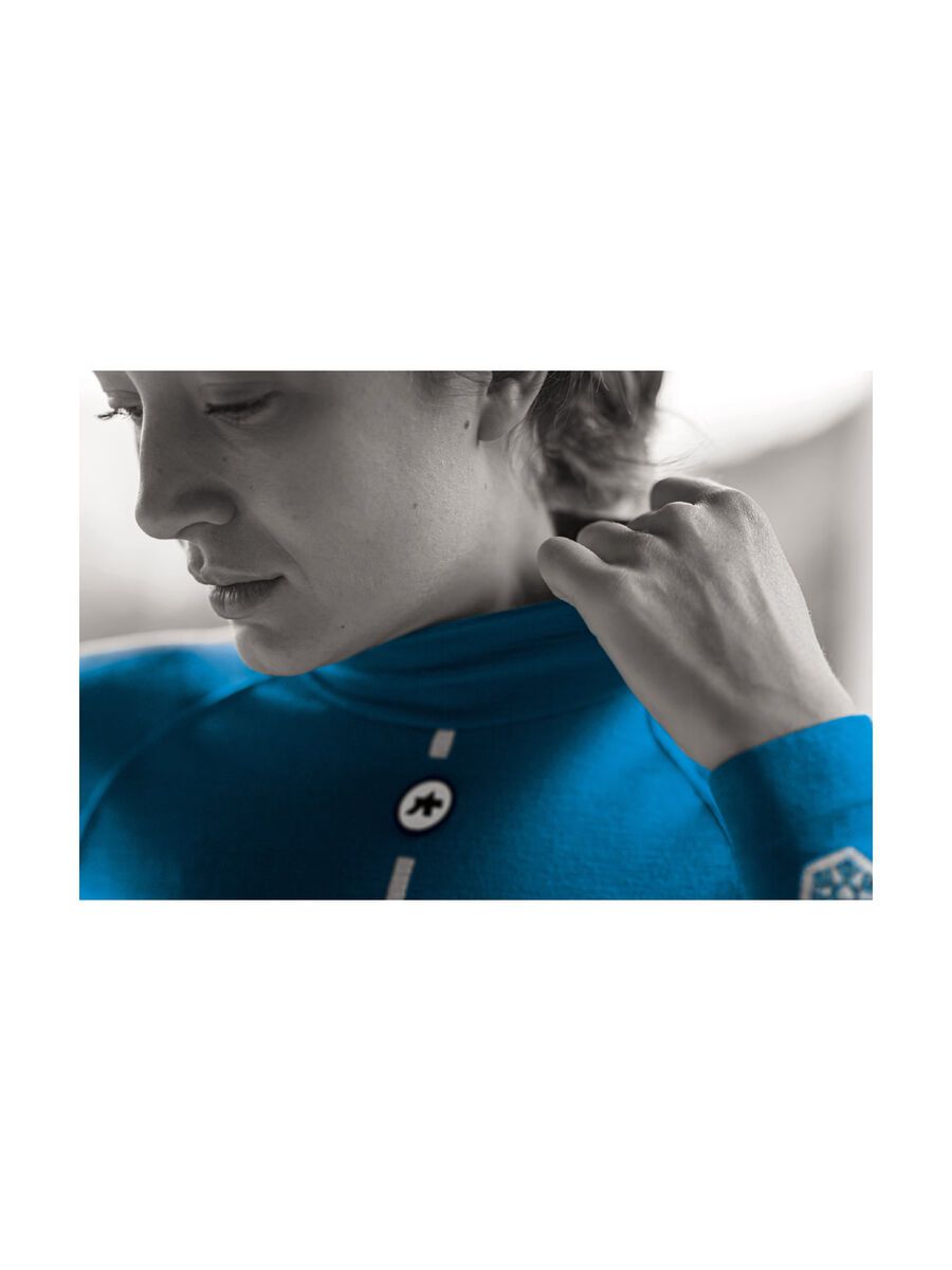 Assos Assosoires Women’s Ultraz Winter LS Skin Layer, calypso blue - Bild 5
