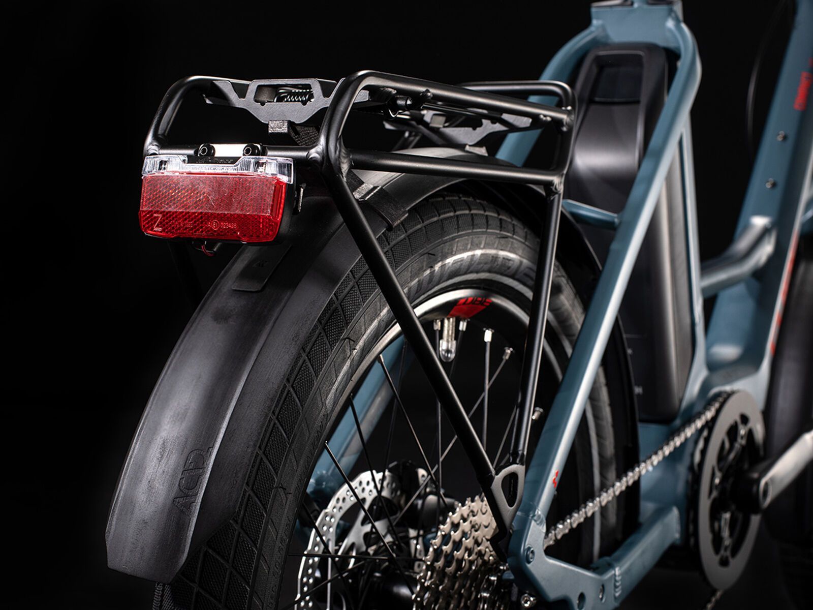 Cube Compact Sport Hybrid, blue´n´red - Bild 3