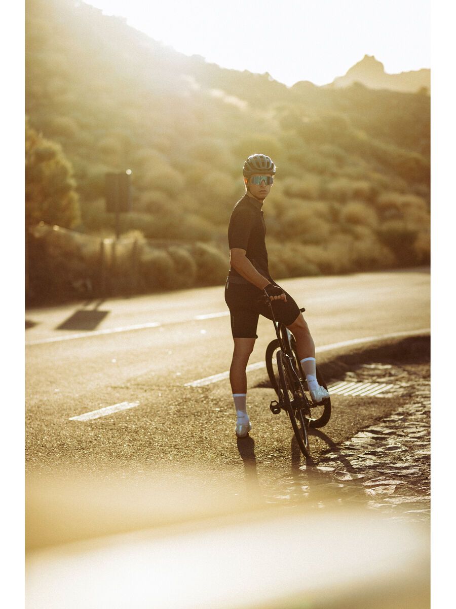 Q36.5 Clima Bib Shorts, black - Bild 12