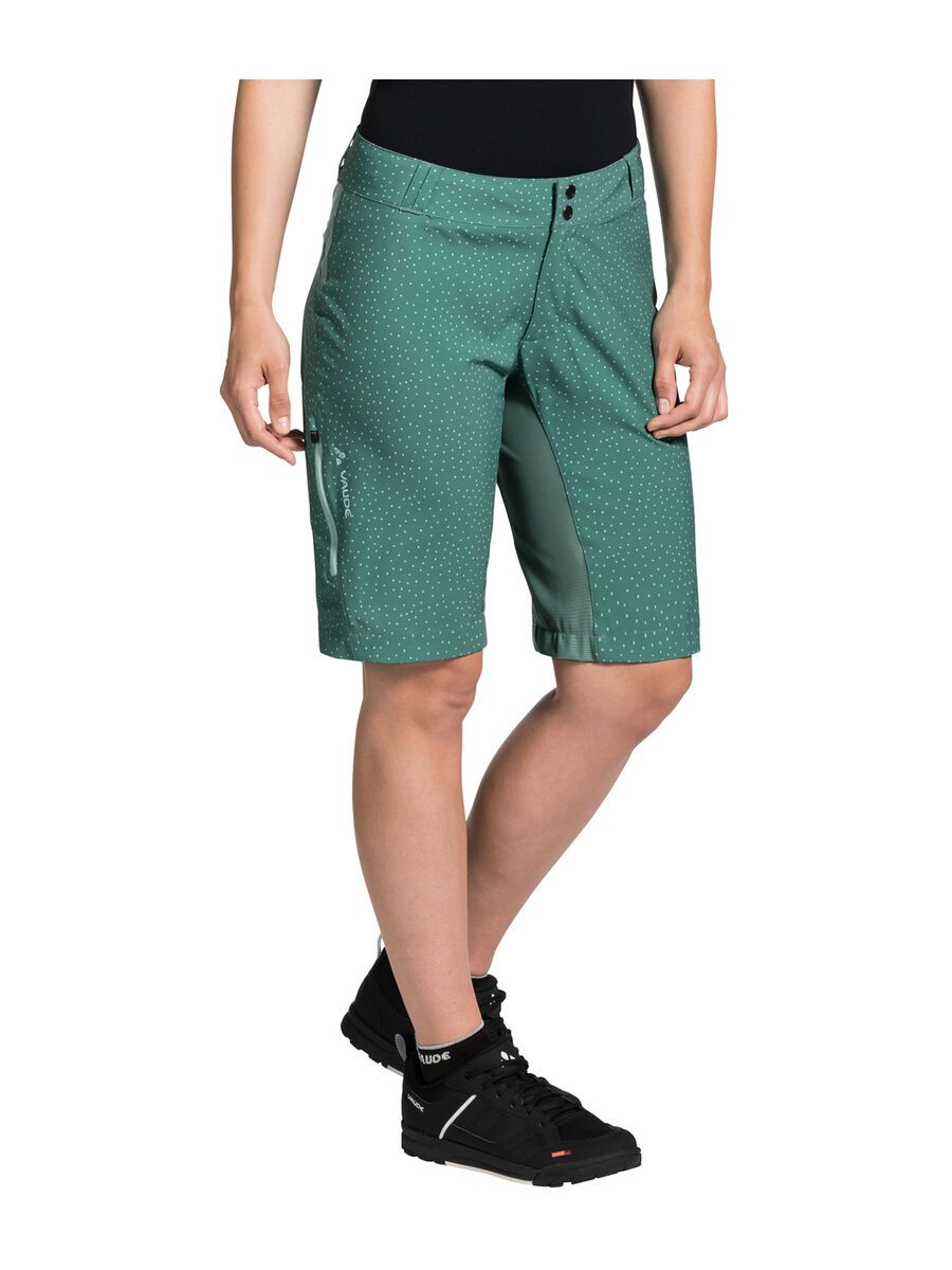 Vaude Women's Ligure Shorts inkl. Innenshorts, nickel green - Bild 3
