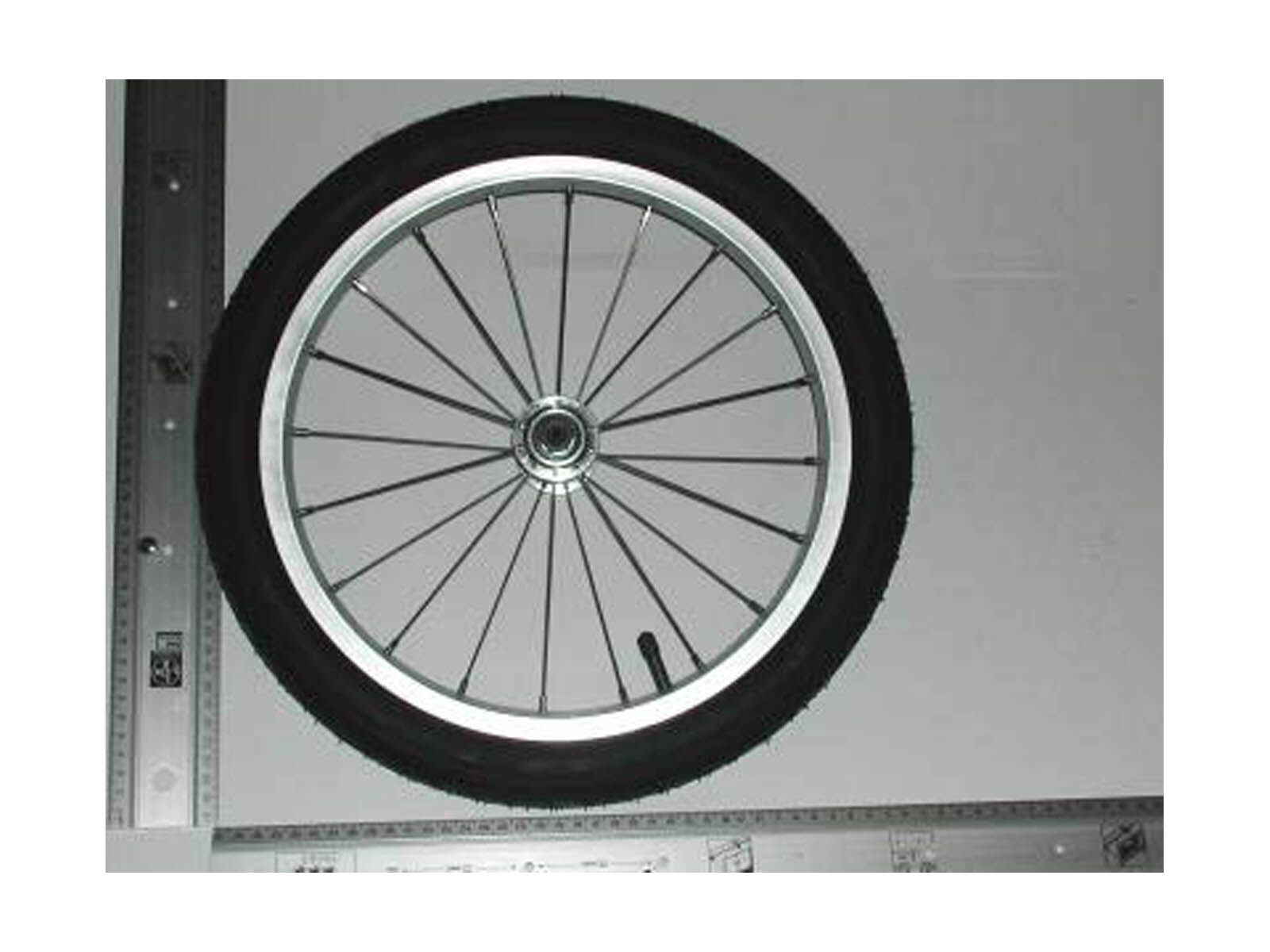 Chariot Laufrad 16 Zoll für Jogging Set Cheetah/Cougar/Corsaire/Captain/Cabriolet - Bild 1