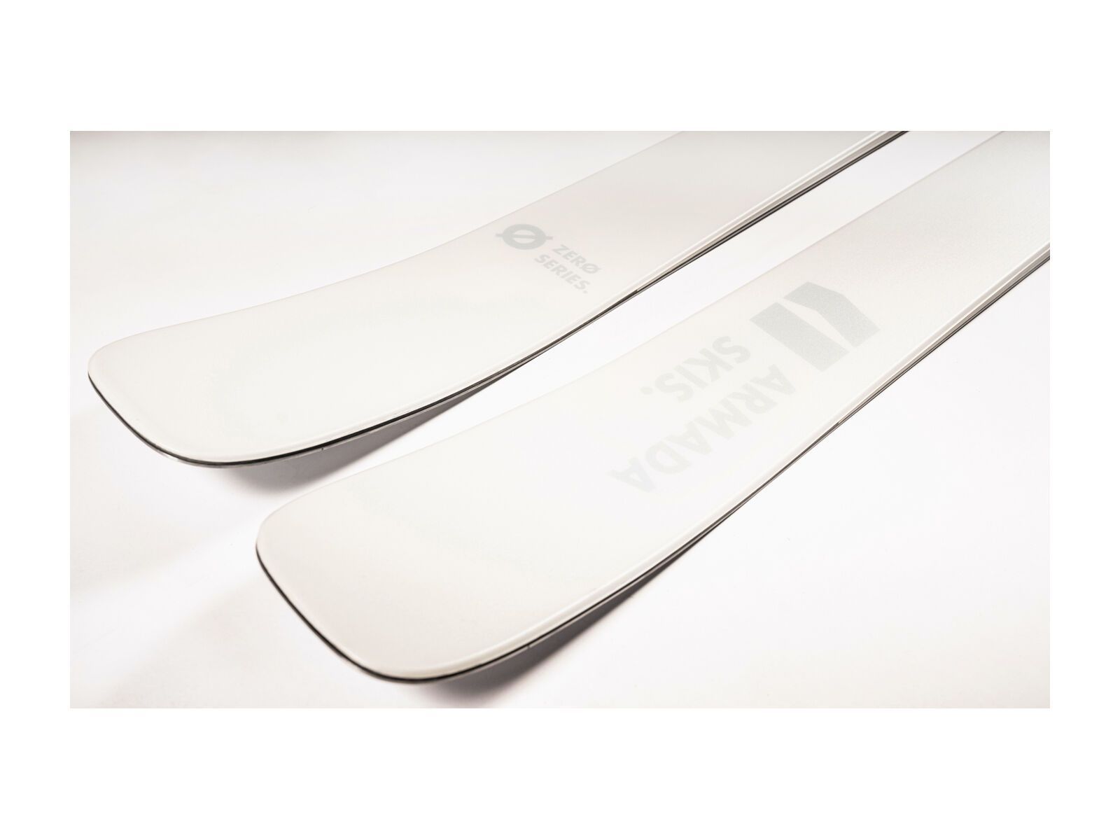 Armada Stranger - Bild 5