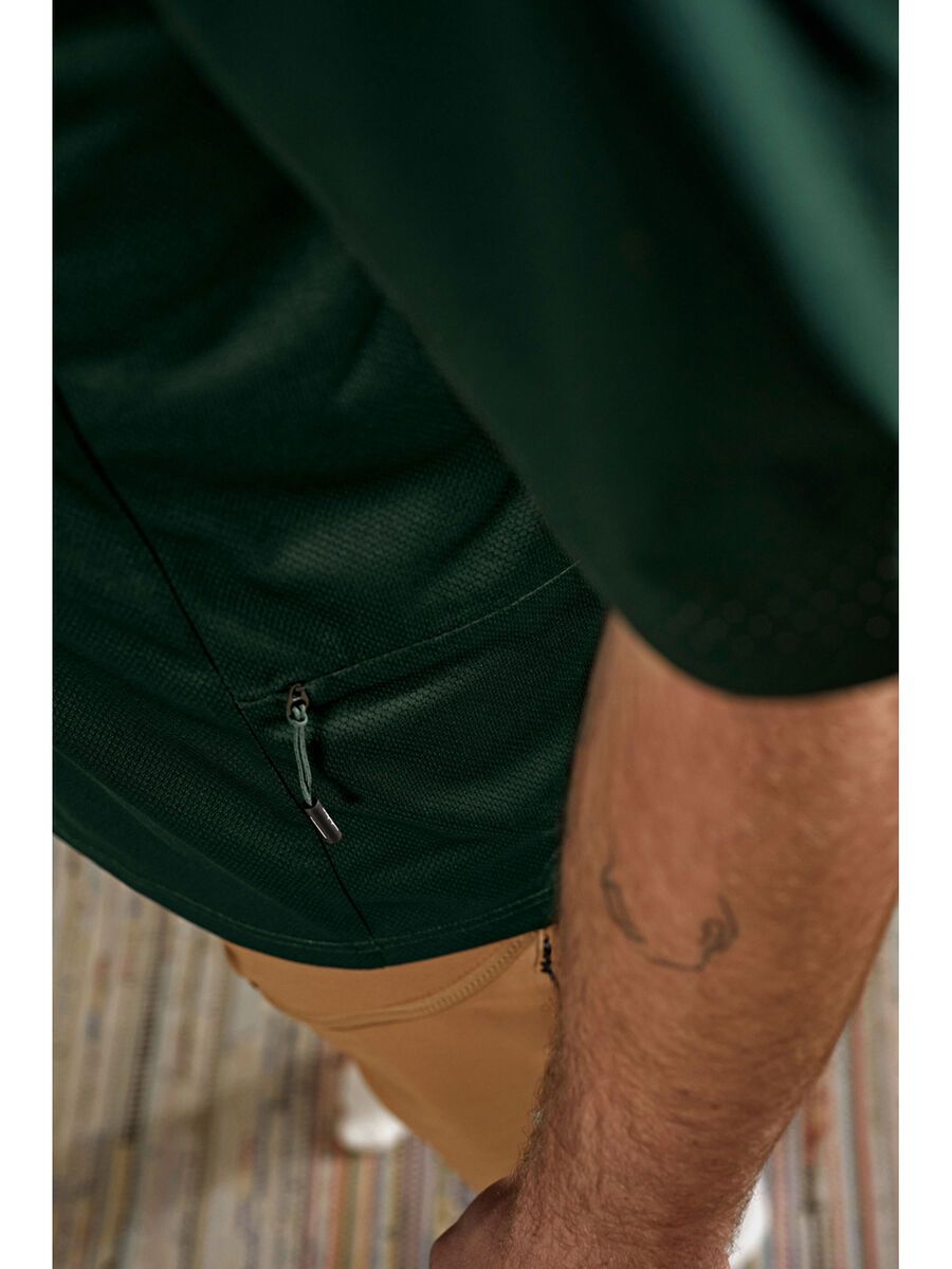 Maloja NospitzM., deep forest - Bild 6