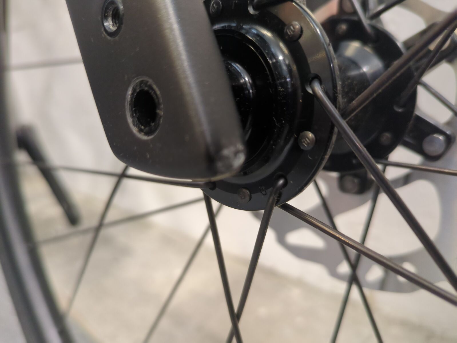 ***2. Wahl*** Specialized Roubaix SL8 Sport – Shimano 105 metallic obsidian/birch - Bild 2