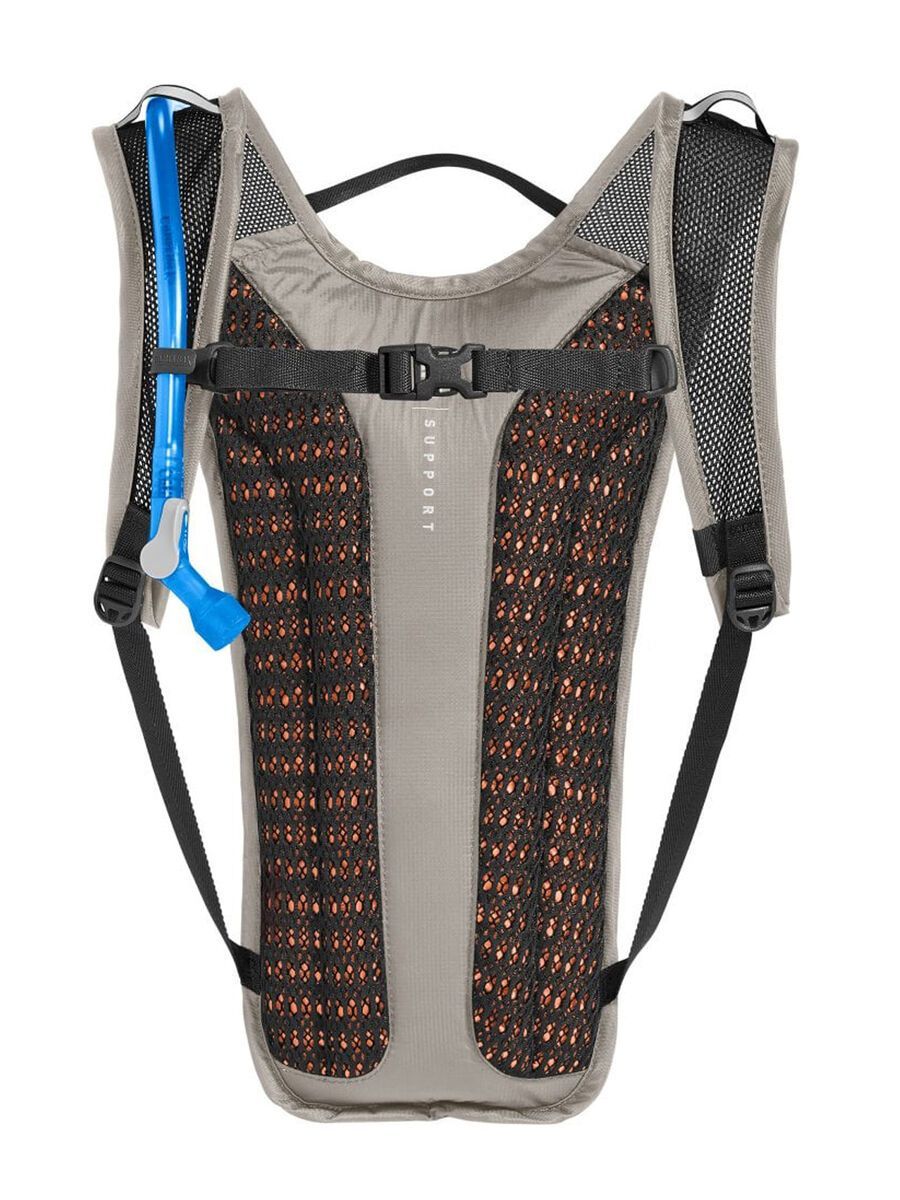 Camelbak Rogue️ Light Trinkrucksack 7 L + 2 L Reservoir, aluminum/black - Bild 3