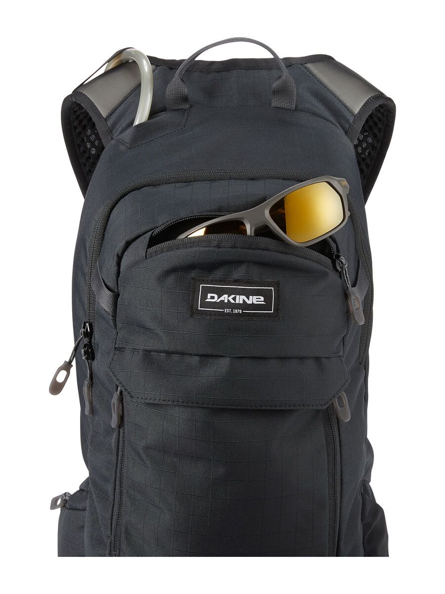 Dakine Syncline 16L inkl. 3L Reservoir, black - Bild 6