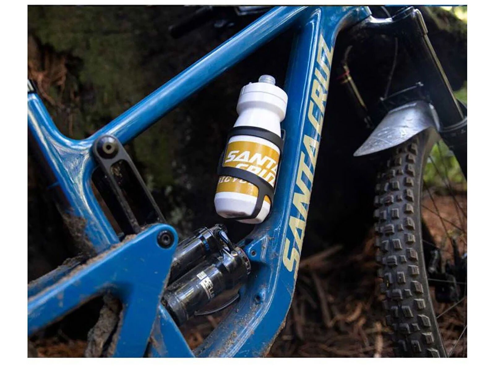 Santa Cruz SCB Carbon Bottle Cage - Left Handed - Bild 3