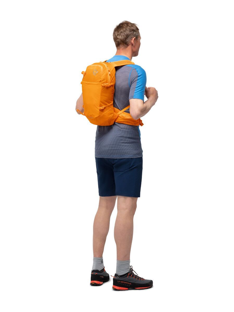 Norrona bitihorn 15L Pack, orange crush - Bild 5
