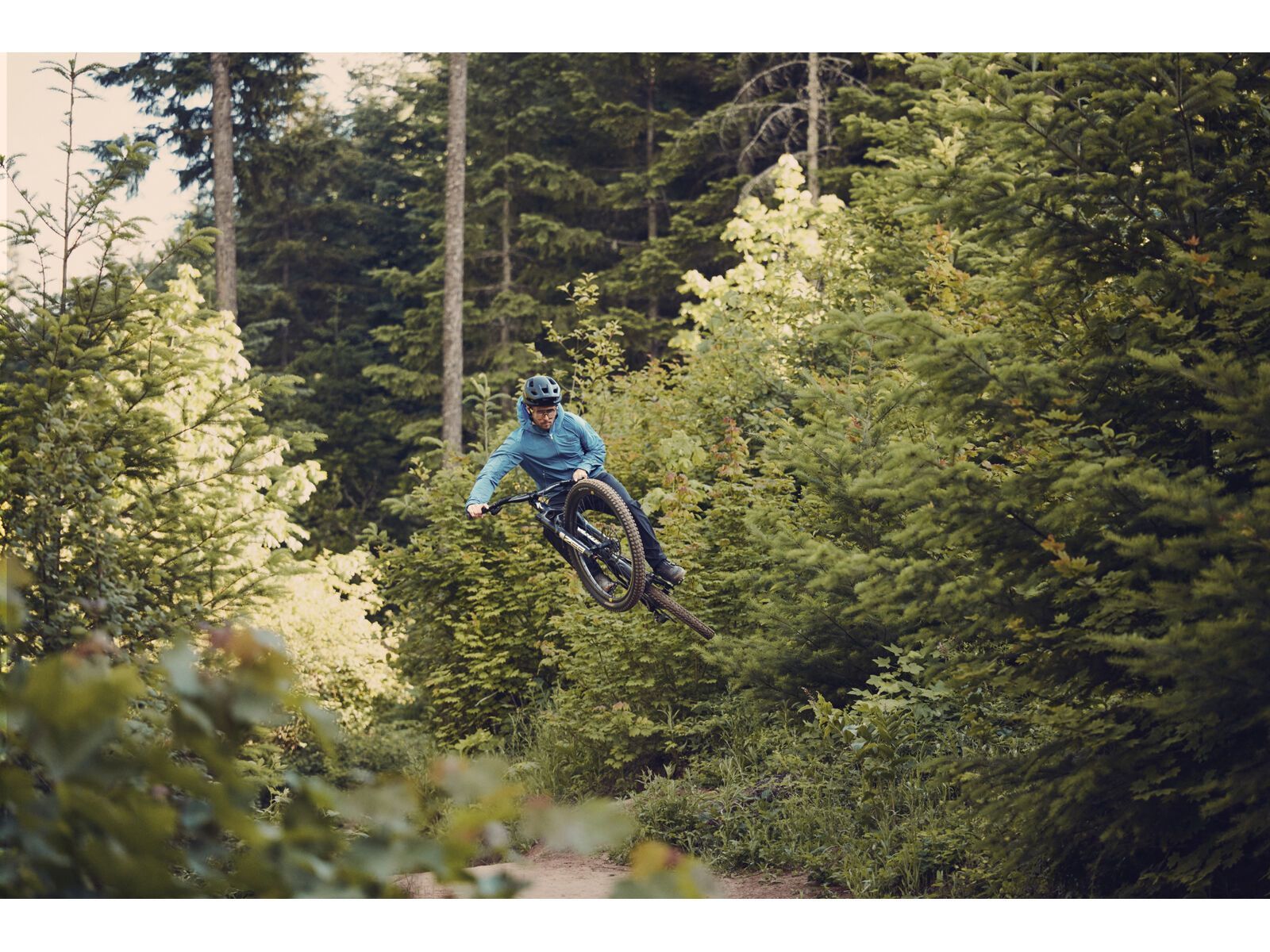 GOREWEAR Fernflow Hooded Windbreaker Herren, cargo blue - Bild 9