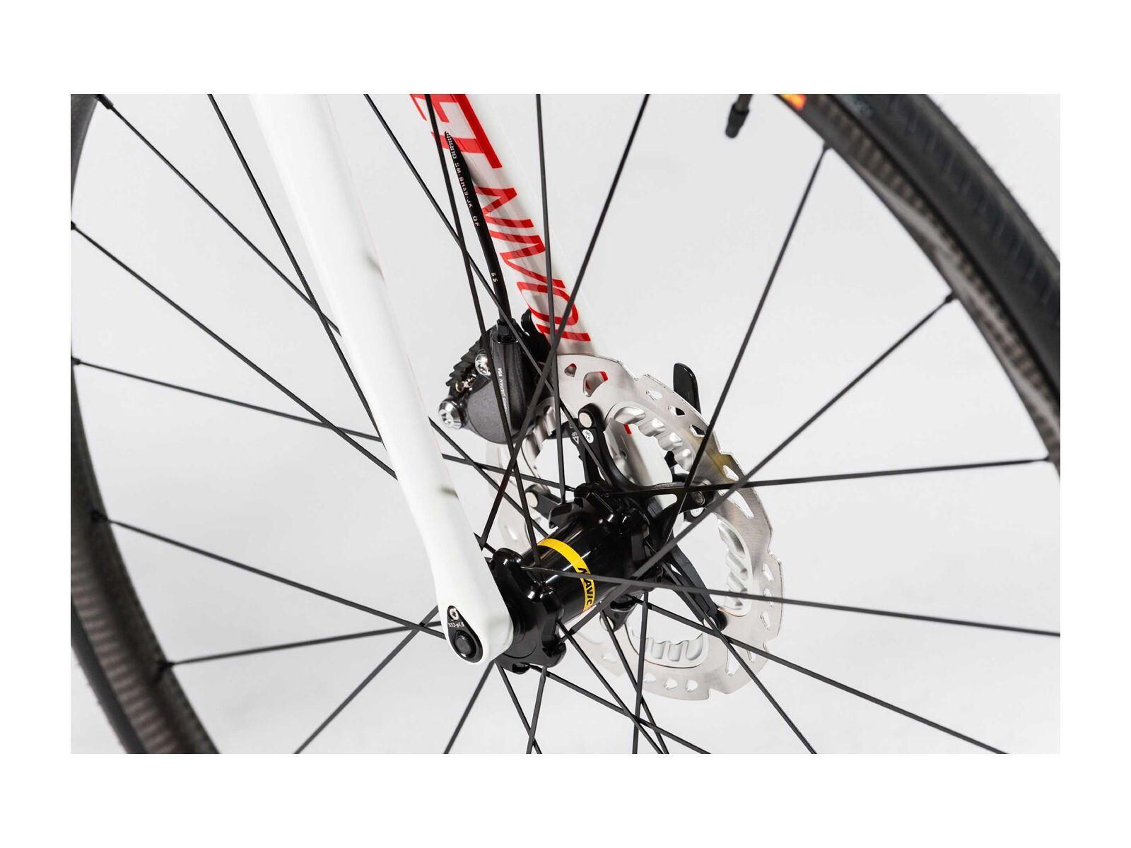 Ghost Nivolet X 9 LC, cloud white/star white/neon red - Bild 2