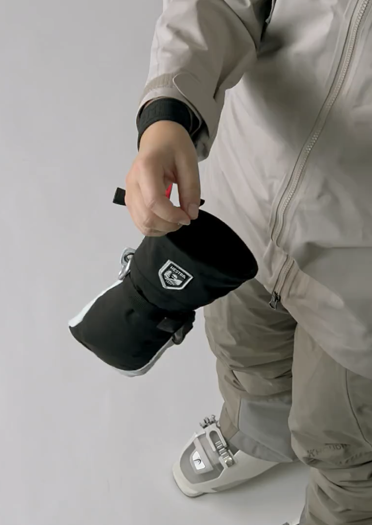 Hestra Army Leather Extreme Mitt, black/offwhite - Video 9