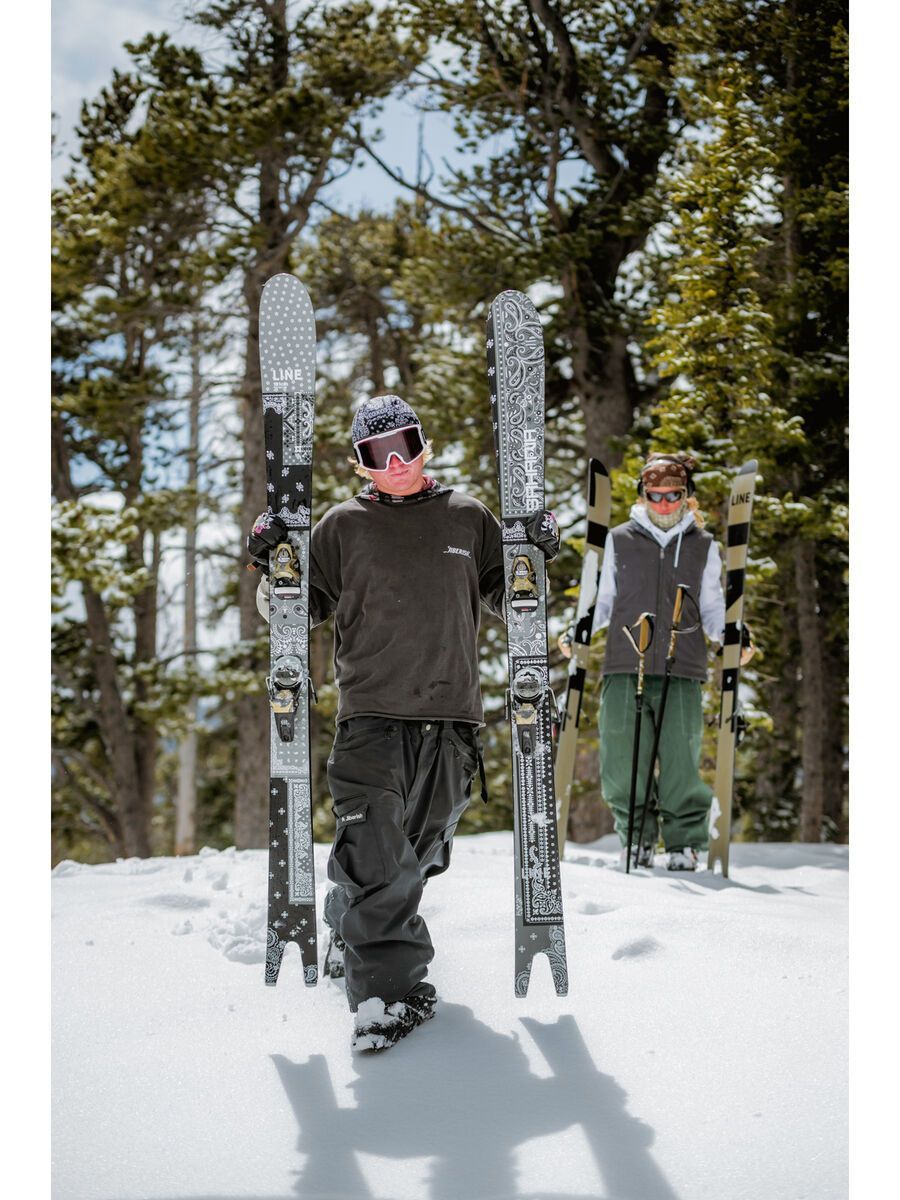 Line Sakana - Bild 12