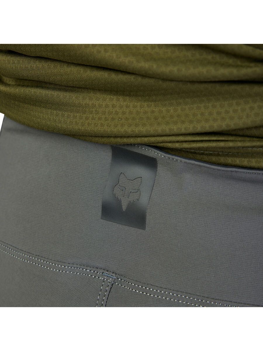 Fox Defend Short, dark shadow - Bild 9