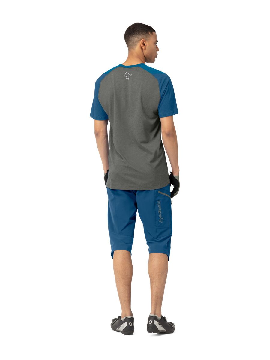 Norrona fjørå equaliser lightweight T-Shirt M's, mykonos blue/castor grey - Bild 4