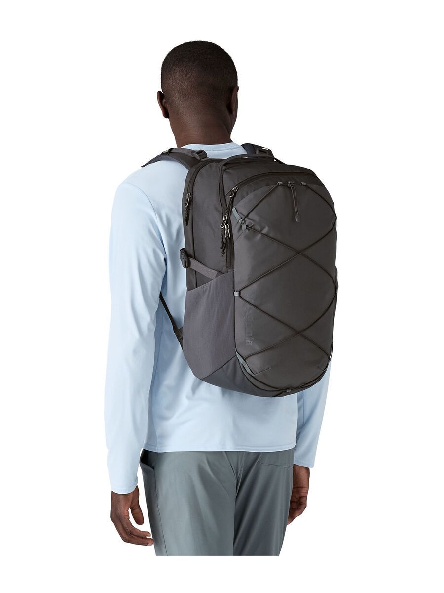 Patagonia Refugio Daypack 30L, smolder blue - Bild 5