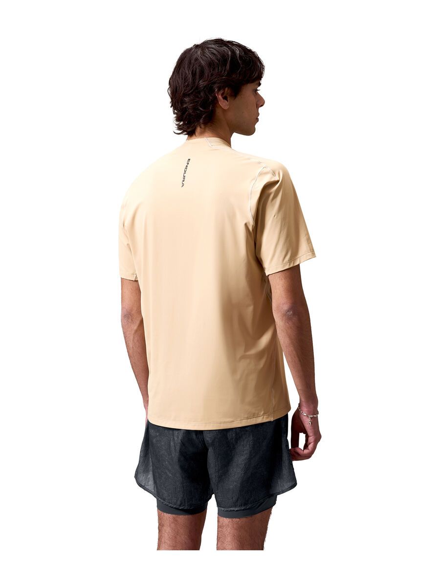 Endura AllTrack Roam Kurzärmeliges Funktions-T-Shirt, sand - Bild 4