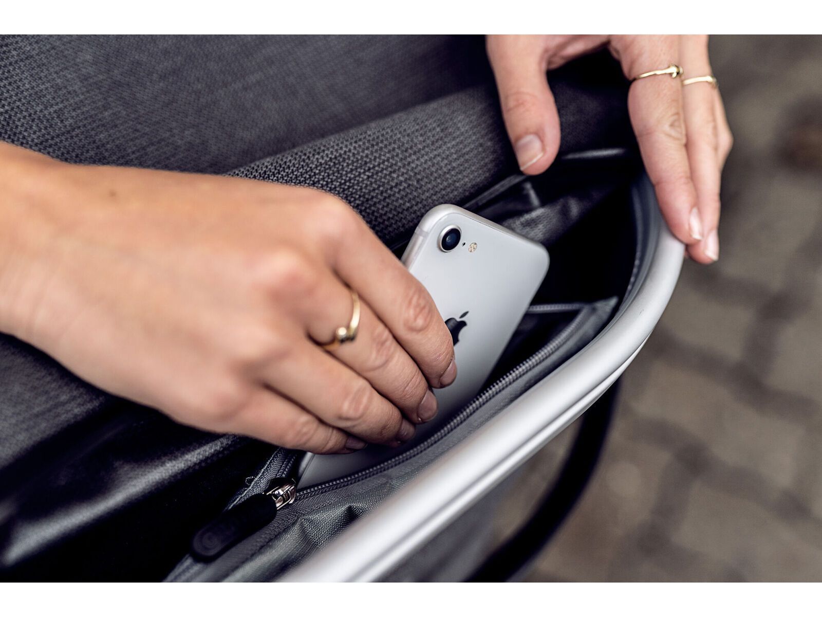 ORTLIEB Up-Town Urban, ash rose - Bild 11