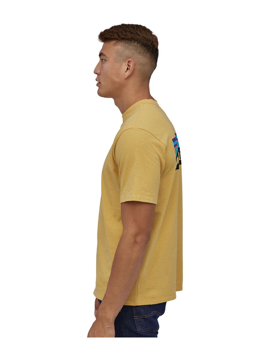 Patagonia Men's P-6 Logo Responsibili-Tee, surfboard yellow - Bild 7