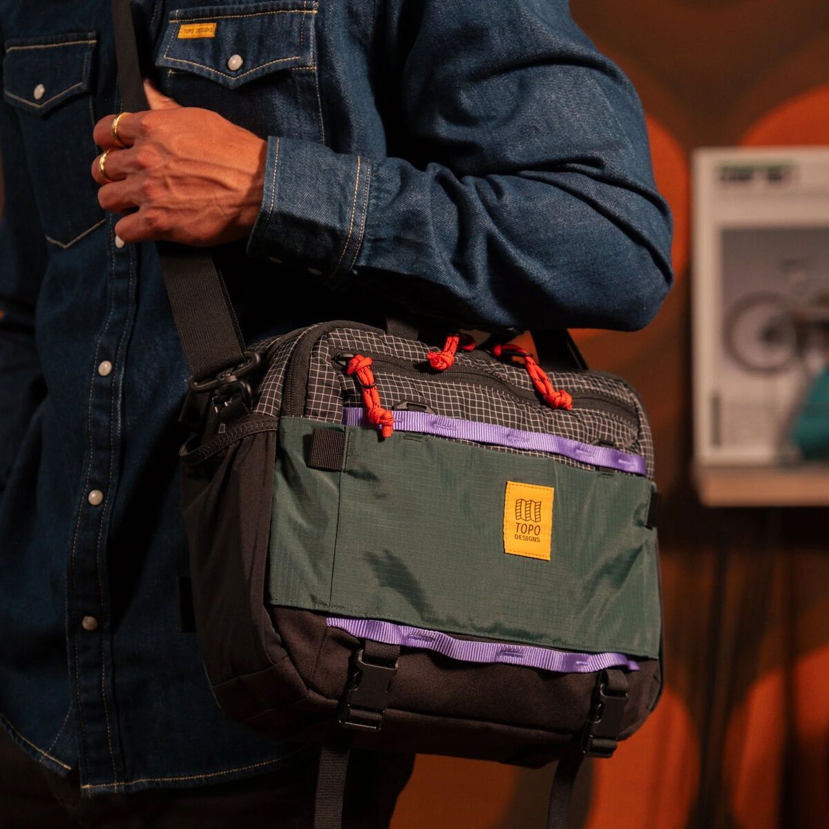 Topo Designs Mountain Cross Bag 14L, grid/very peri - Bild 5