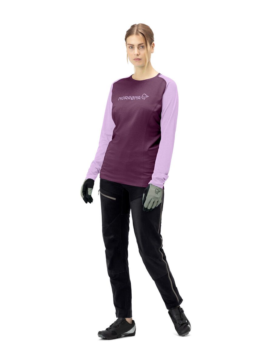 Norrona fjørå equaliser lightweight Long Sleeve W's, dark purple/violet tulle - Bild 3