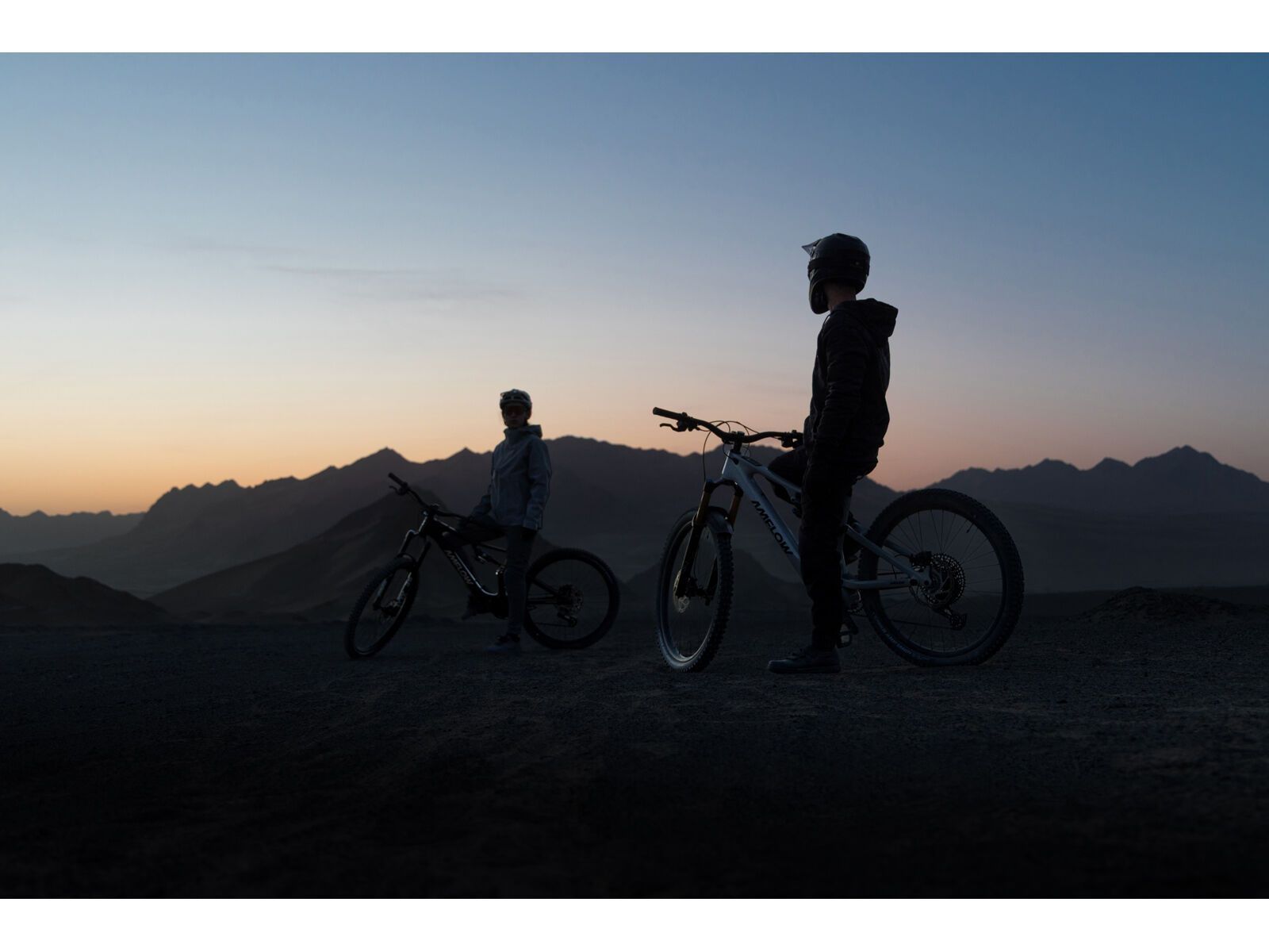 Amflow Amflow PX Carbon Pro - 700 Wh, mondstein‑grau - Bild 28