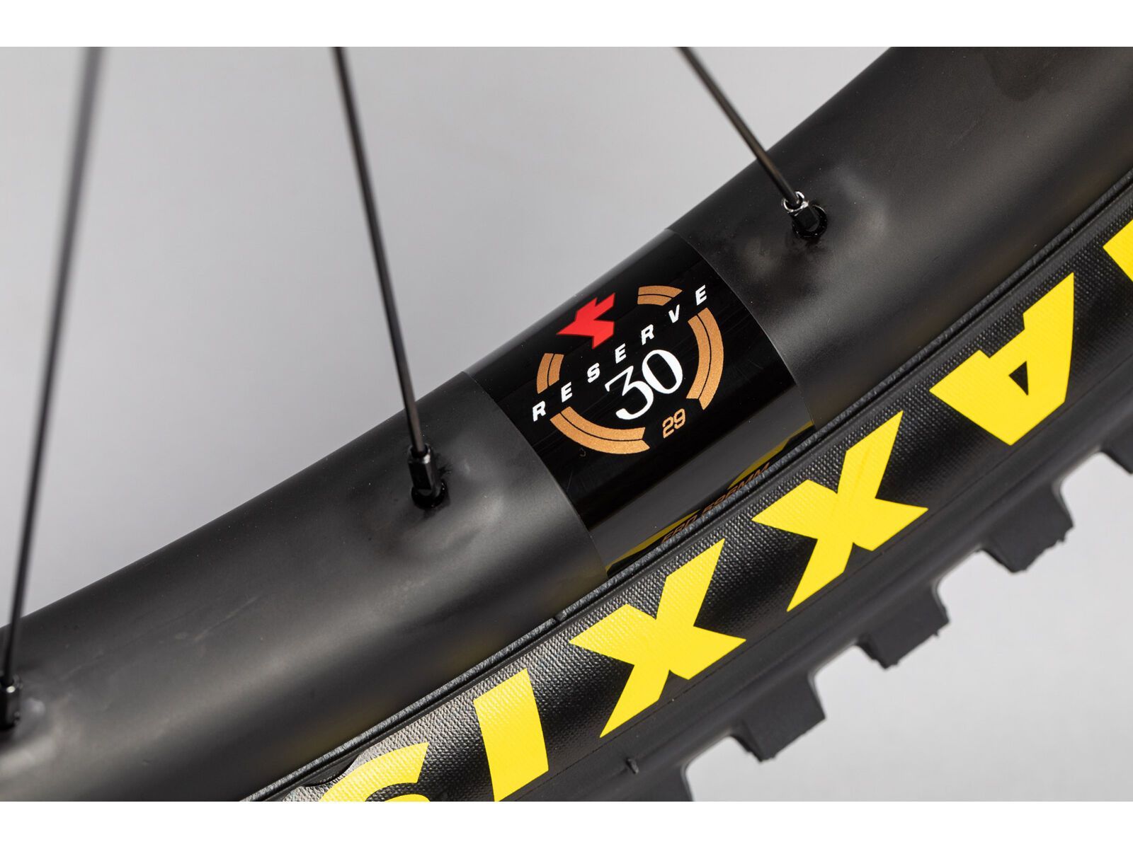 Santa Cruz Bronson CC / X01 AXS / RSV / MX, gloss moss - Bild 3