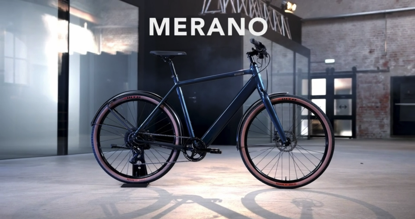 Coboc Merano DMT, free blue, metallic - Video 5