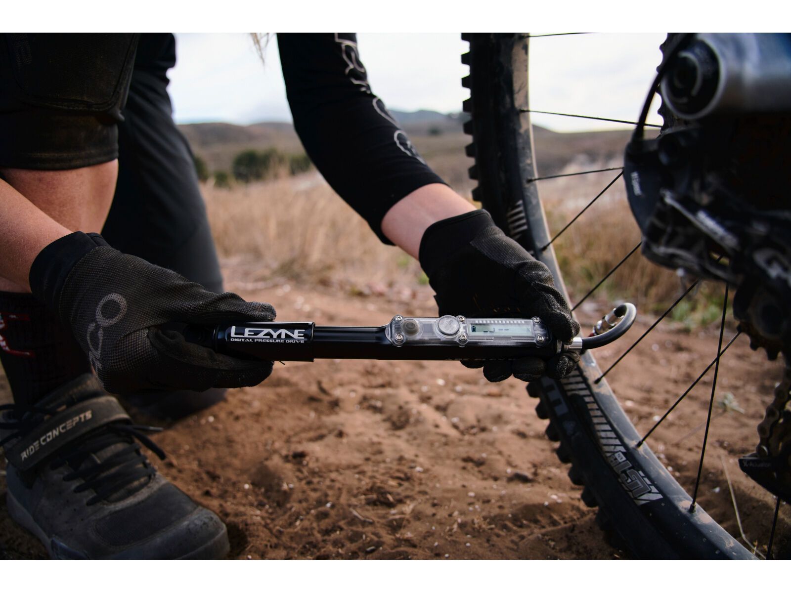 Lezyne Digital Pressure Drive, black - Bild 6