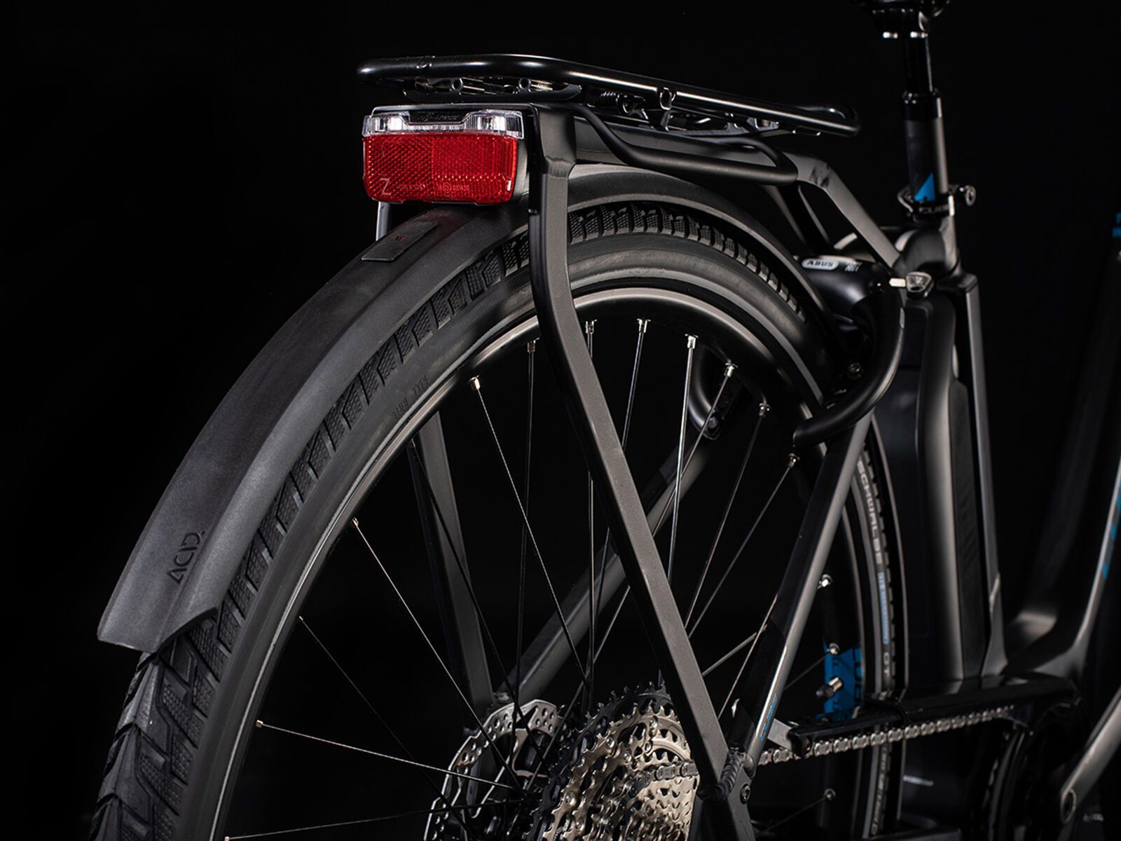 Cube Town Sport Hybrid EXC, black´n´blue - Bild 5