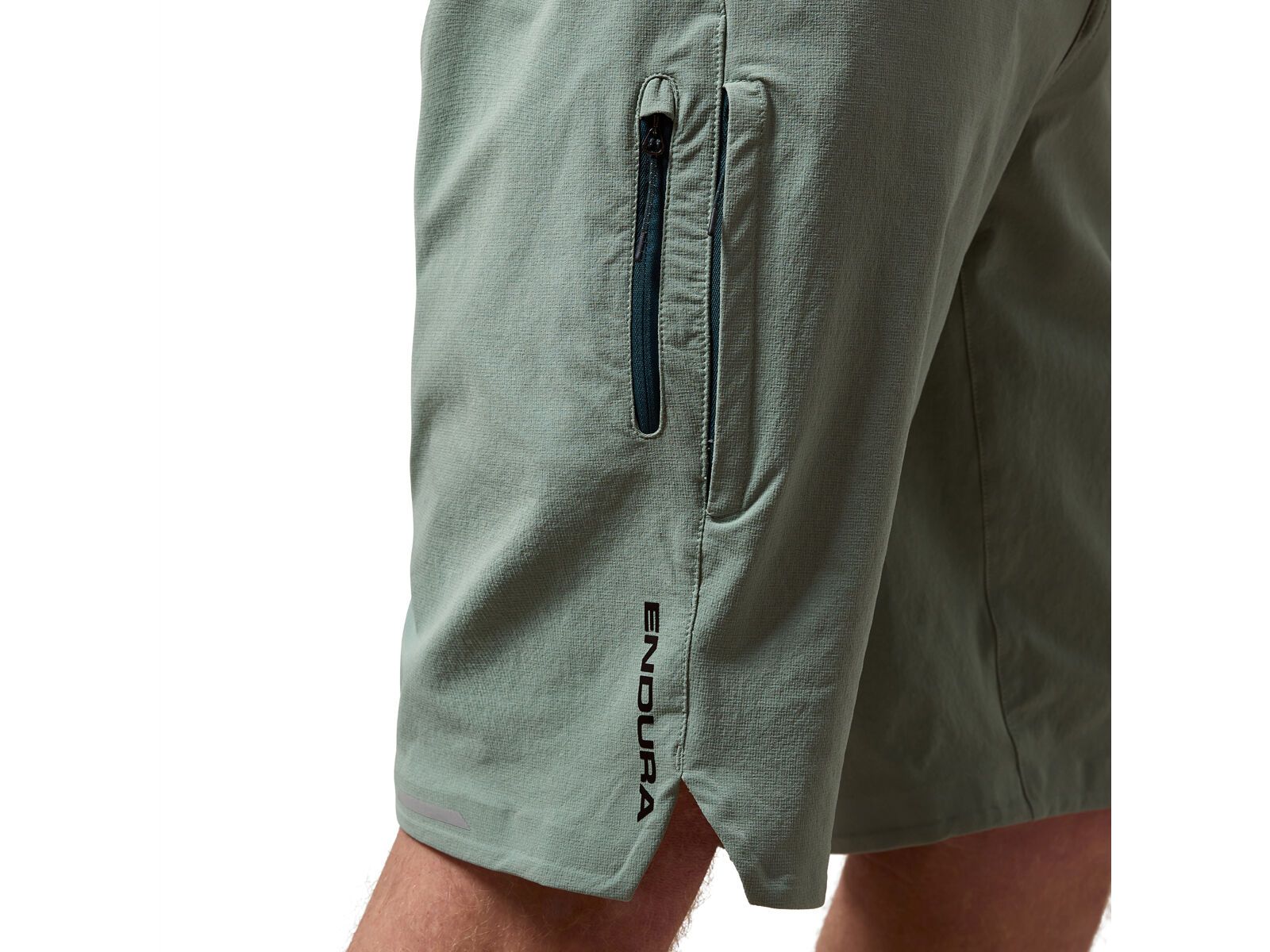 Endura AllTrack Ride Übershorts, sage green - Bild 8
